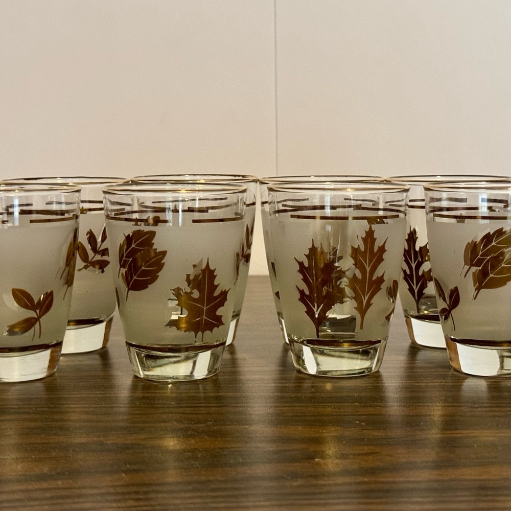 Vintage Libby Gold Leaf Frosted Glasses set of 8